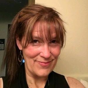 Meet your Posher, Tina